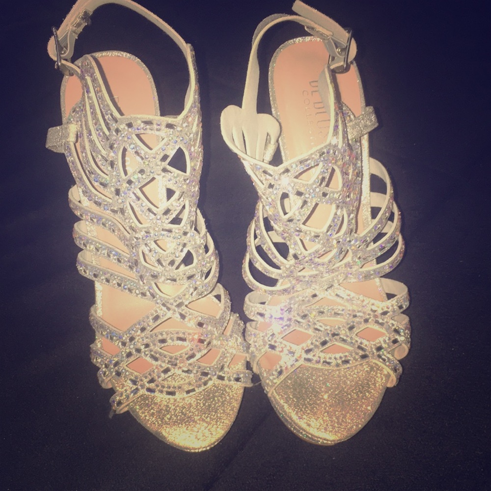 Flashy De Blossom collection heels